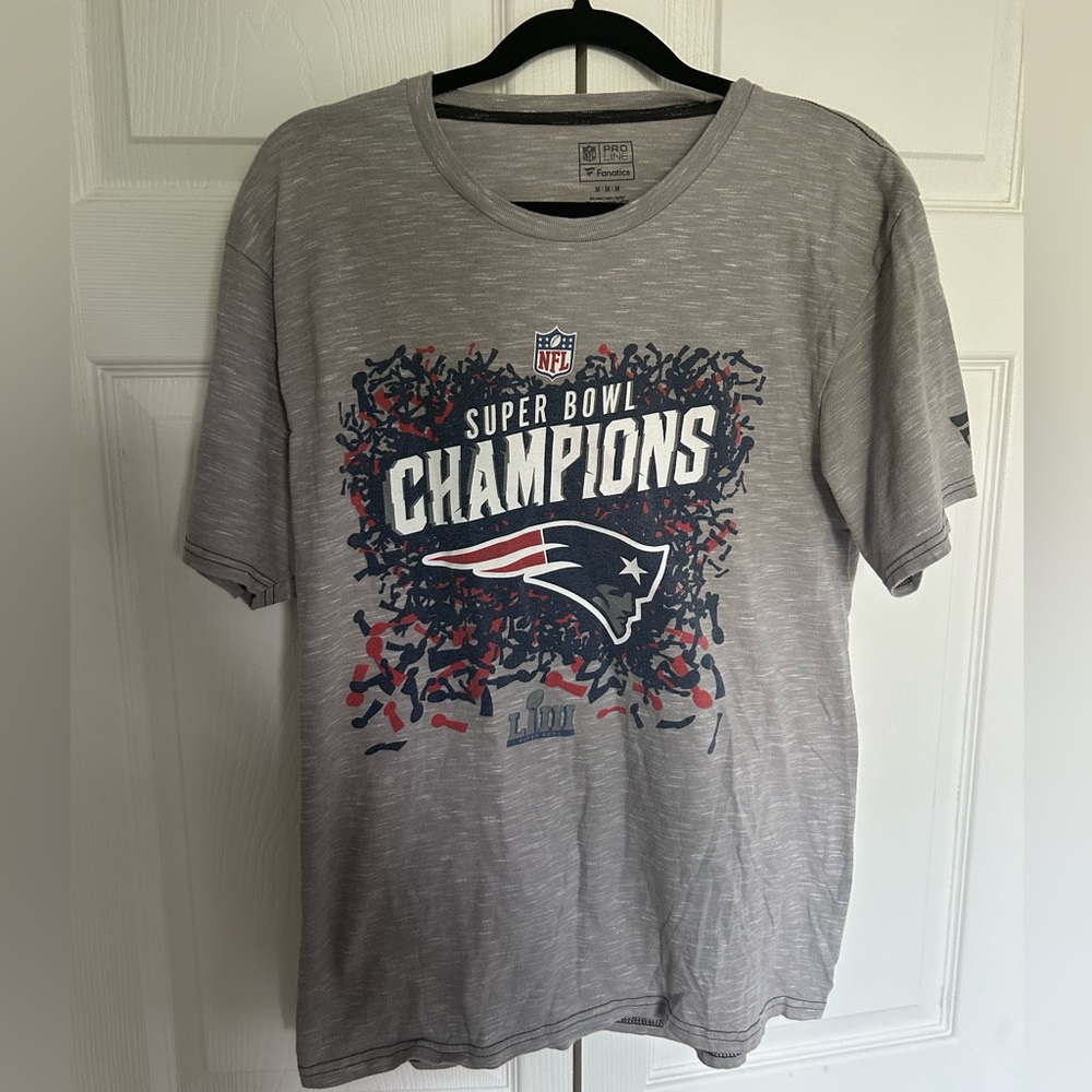 NFL New England Patriots Fanatics Super Bowl Shirt - M
